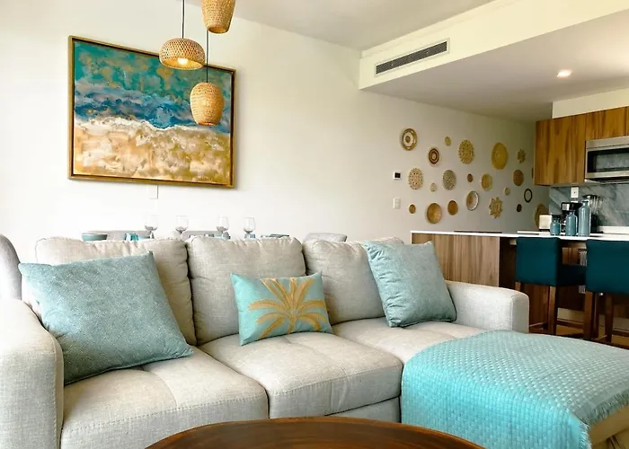 Holiday home Stylish With Private Balcony, Pool And Gym *