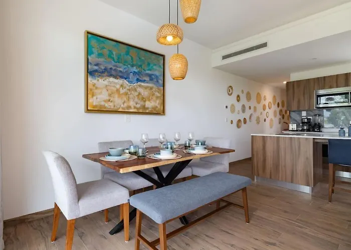 Stylish With Private Balcony, Pool And Gym Playa del Carmen
