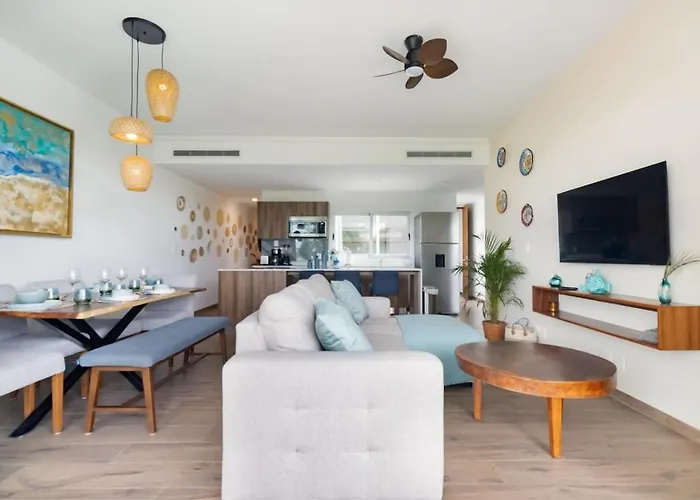 Stylish With Private Balcony, Pool And Gym * Playa del Carmen