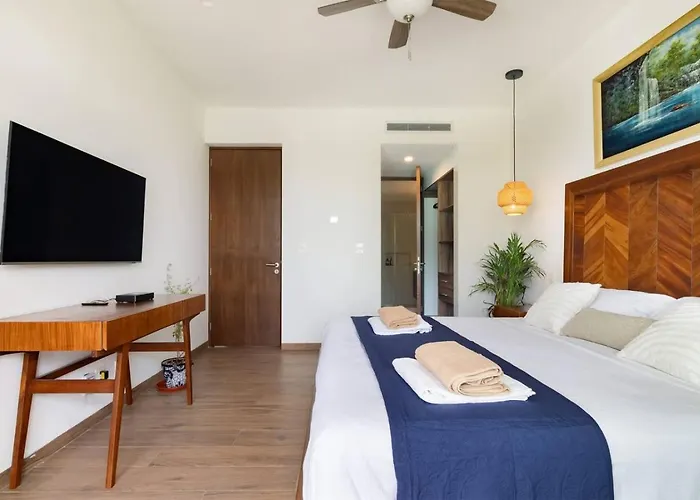 Stylish With Private Balcony, Pool And Gym Playa del Carmen
