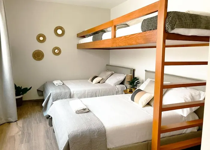 Holiday home Stylish With Private Balcony, Pool And Gym