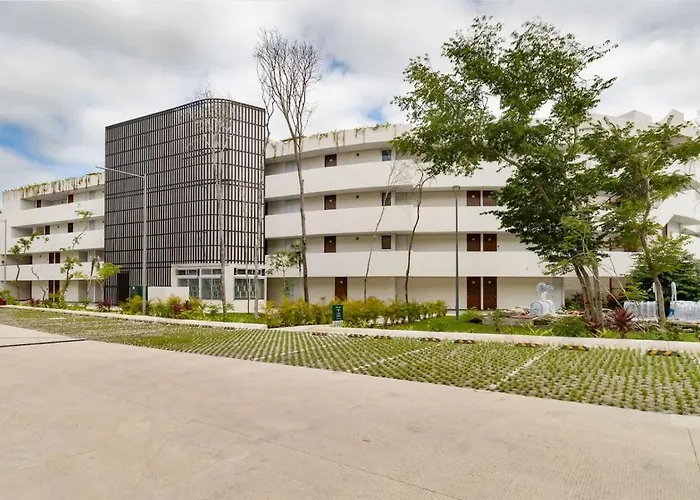 Stylish With Private Balcony, Pool And Gym * Playa del Carmen